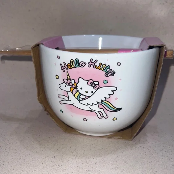 HELLO KITTY RAMEN BOWL - Picture 1 of 3